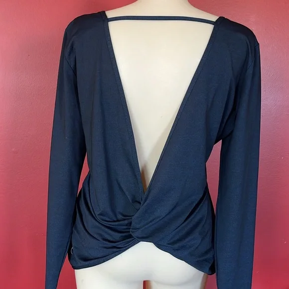 BNWOT Gorgeous Zyia active navy/black long sleeve top - Picture 6 of 12